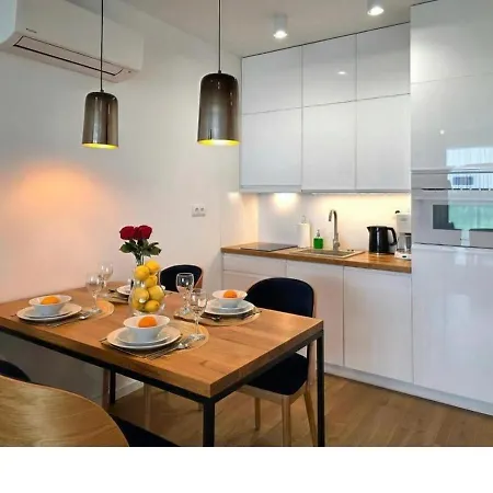 Westin House Modern Apartman